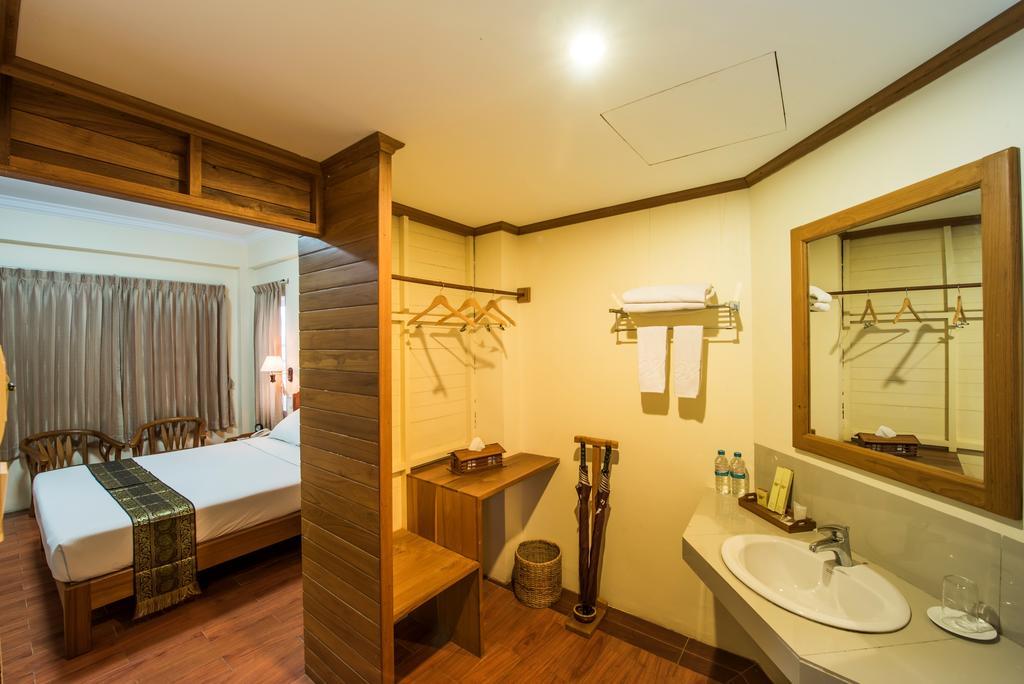 Win Unity Resort Hotel Monywa Exterior photo